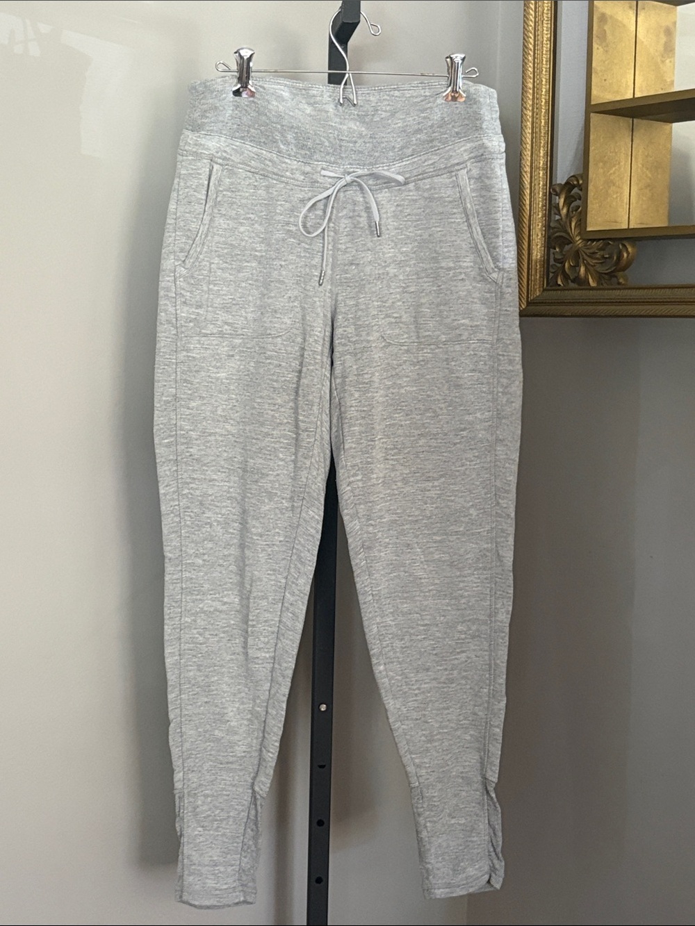 Athleta Small Light Gray Cozy Jogger Sweatpants
